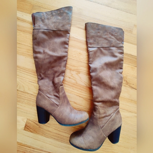 Madden Girl Shoes - Madden Girl Brown Knee High Embroidered Boots Size 7.5
